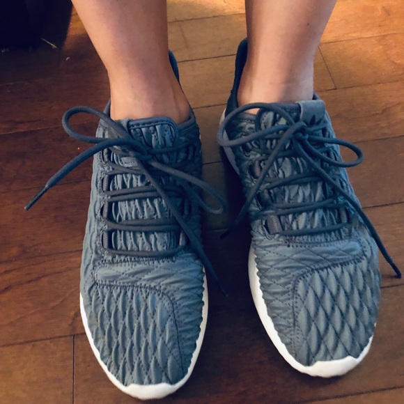 sold - Picture 2 of 3